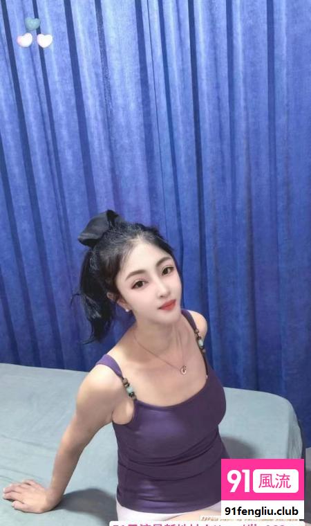 黑丝性感少妇